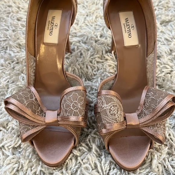 Valentino Peep Toe Pump Size 38.5 - Picture 6 of 6